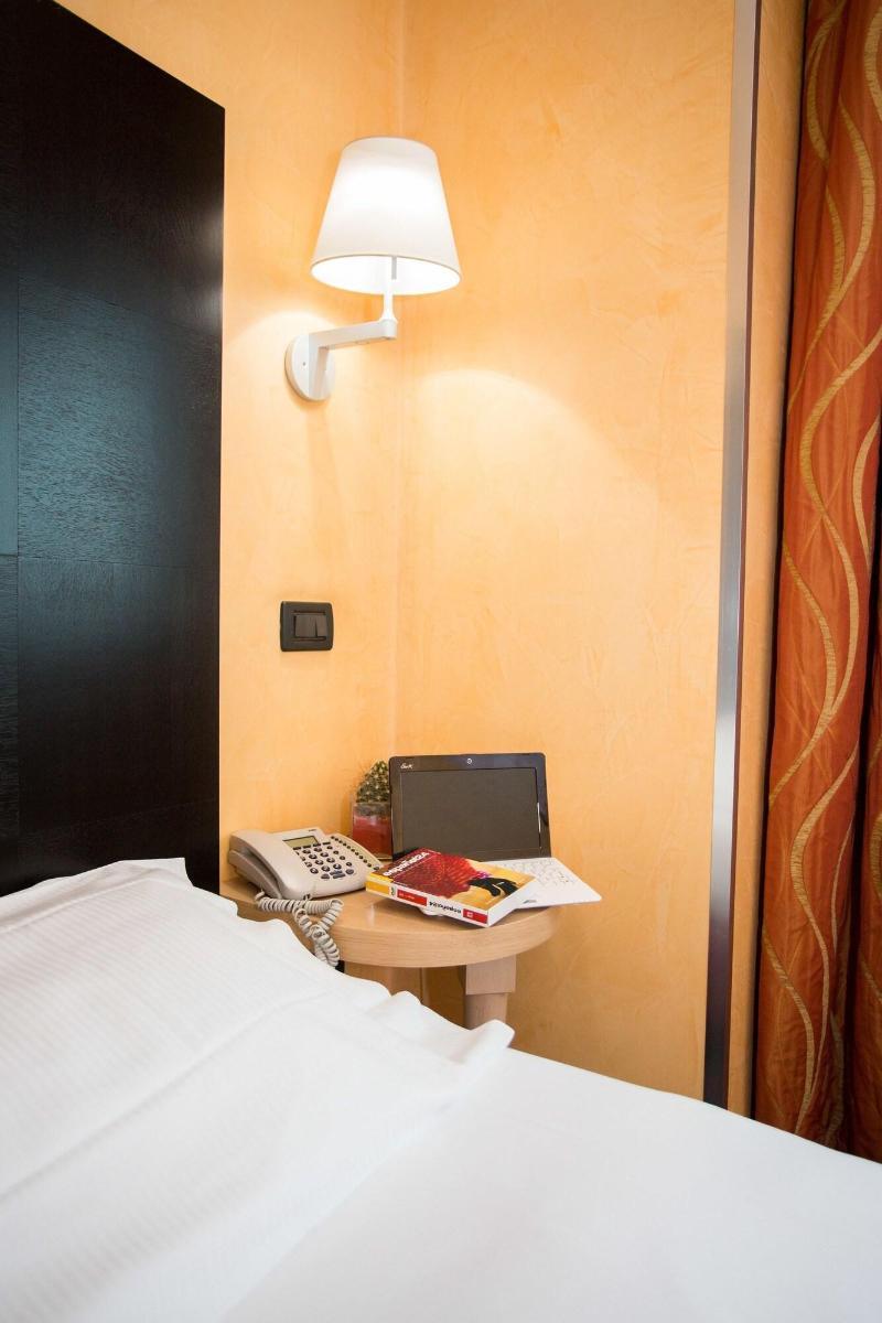 Hotel Majorana Rende Eksteriør billede