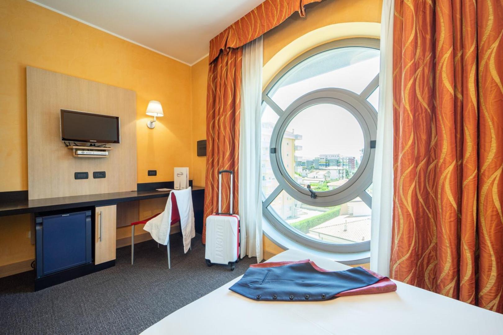 Hotel Majorana Rende Eksteriør billede