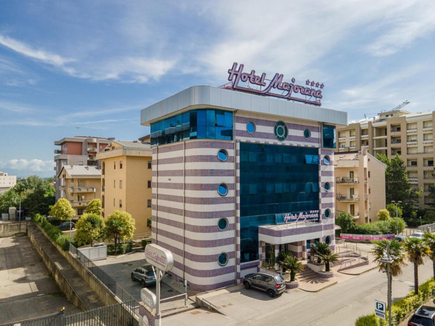 Hotel Majorana Rende Eksteriør billede