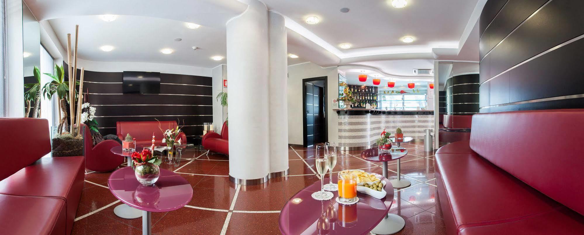 Hotel Majorana Rende Eksteriør billede